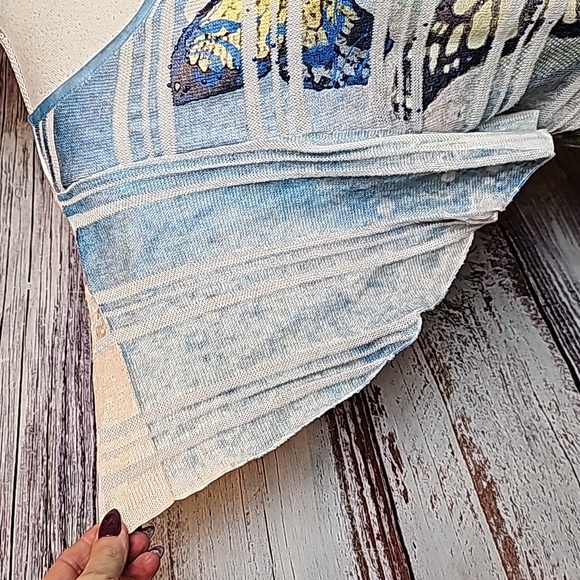 STYLE & CO BLUE YELLOW BUTTERFLY FLUTTER SLEEVE PULLOVER TOP - Picture 4 of 13